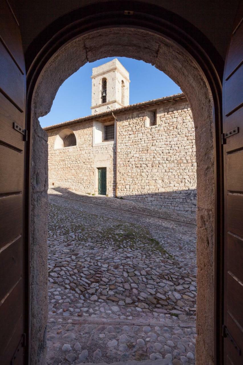 Il Castello Di Campello Aparthotel Campello sul Clitunno Exterior photo